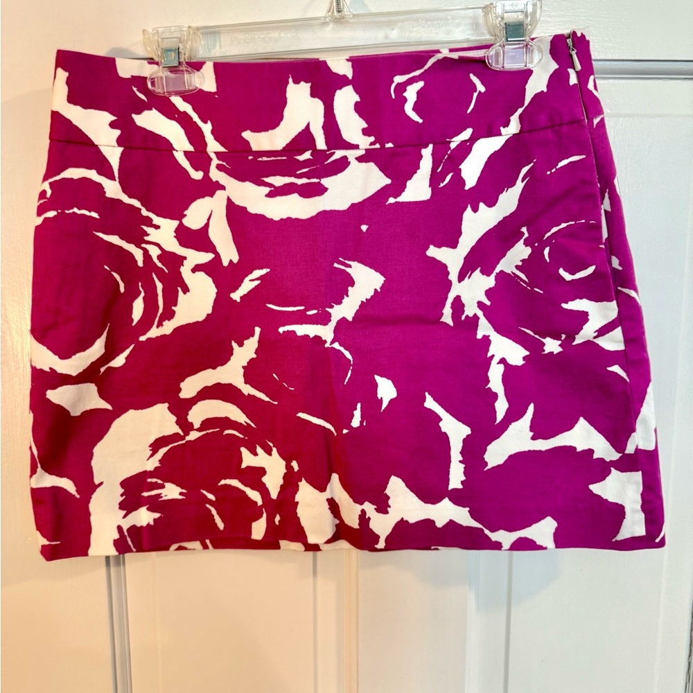 Chic Pink and White Patterned Fabric